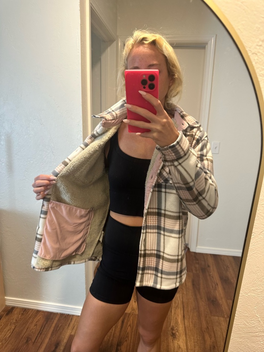Sherpa lined plaid jacket - Picture 2 of 6